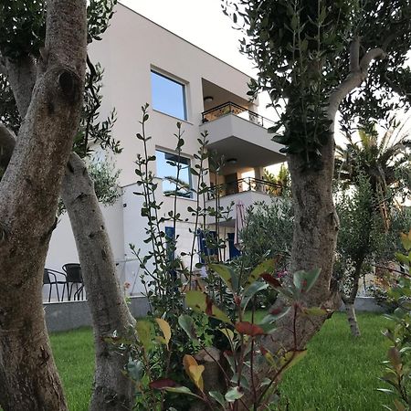 Villa La Bomboniera 斯拉汀 外观 照片