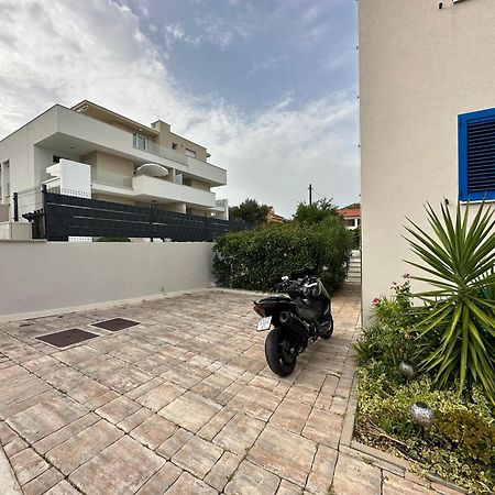 Villa La Bomboniera 斯拉汀 外观 照片
