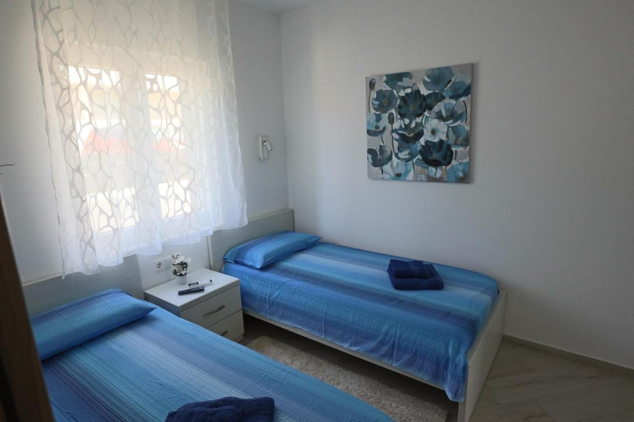 Villa La Bomboniera 斯拉汀 外观 照片
