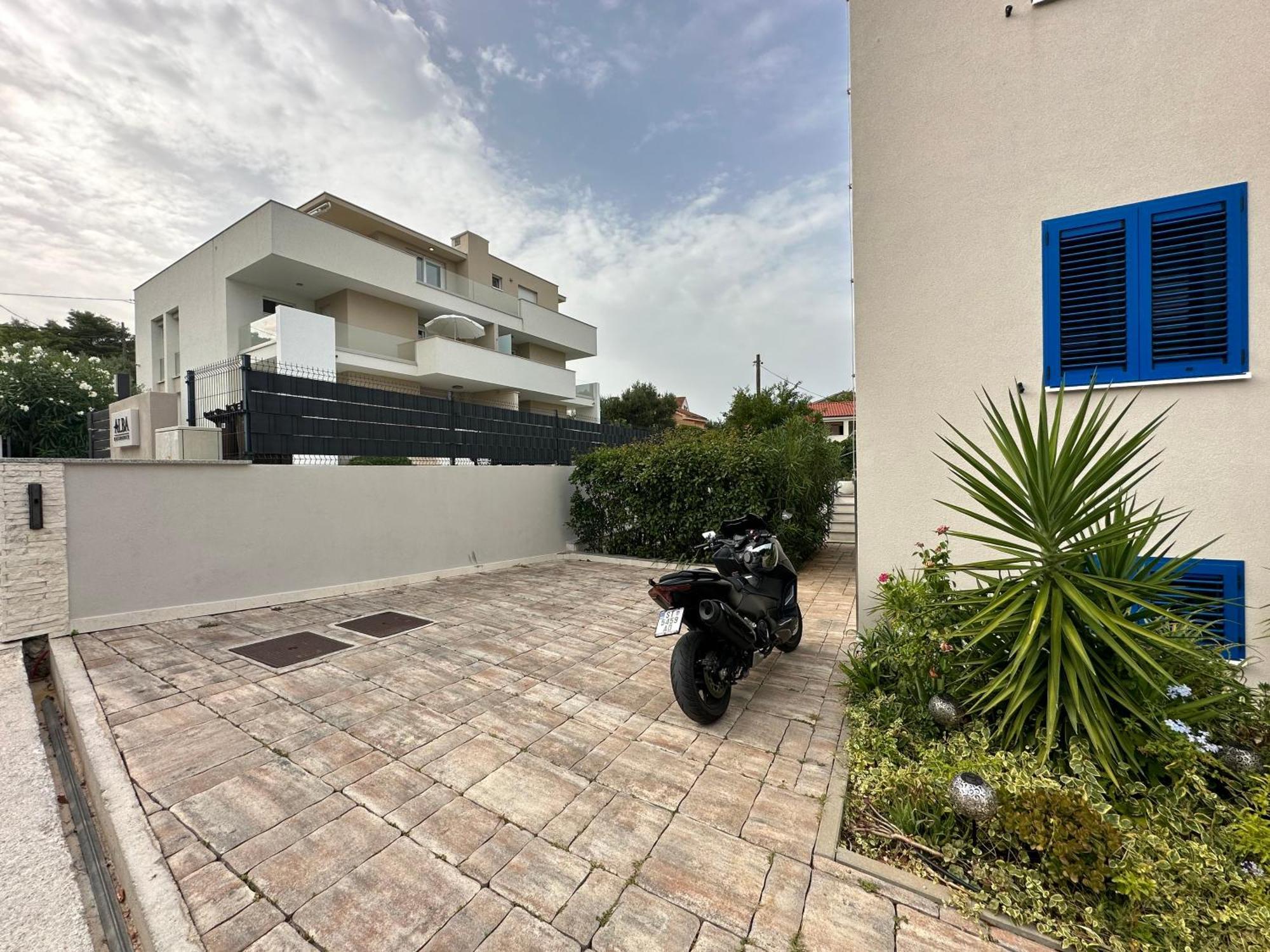 Villa La Bomboniera 斯拉汀 外观 照片