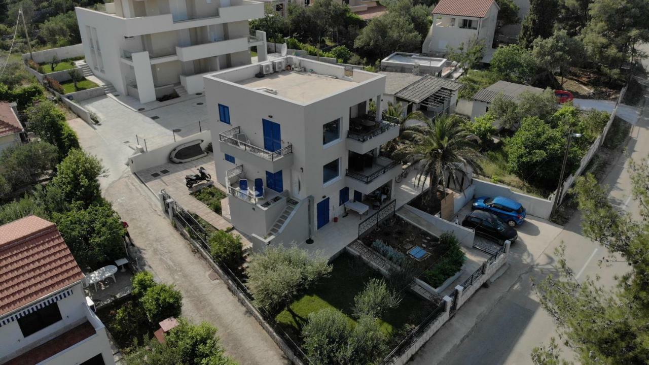 Villa La Bomboniera 斯拉汀 外观 照片